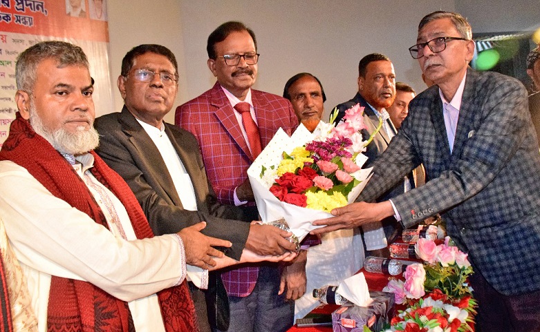 মানবাধিকারে বিশেষ অবদানের জন্য মোঃ মঞ্জুর  হোসেন ঈসা শহীদ জিয়া স্মৃতি পদকে ভূষিত